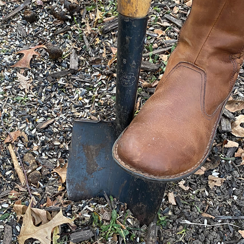 A Lightweight Shovel with Extreme Endurance